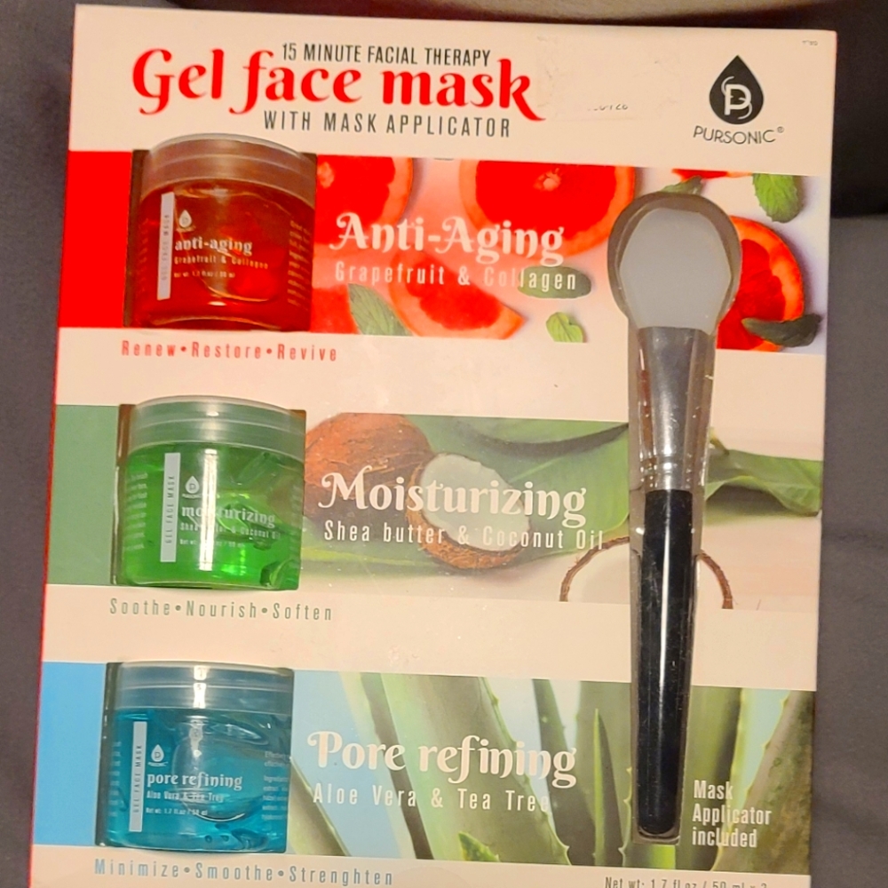 GEL Face Mask Brandnew with Apicator Brand new in Box NWT
